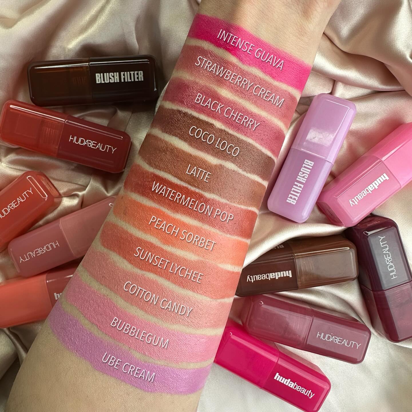 Beauty Pocket Blush LIP Stick: - Huda Beauty Makeup Bag recensione e prezzo